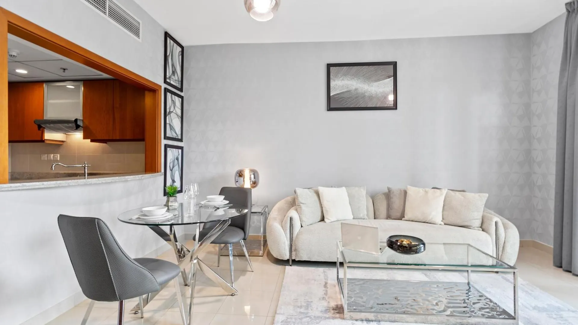 Iconic 1 Bed Apartment In The Heart Of Downtown ドバイ