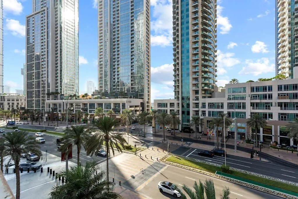 Iconic 1 Bed Apartment In The Heart Of Downtown Dubai