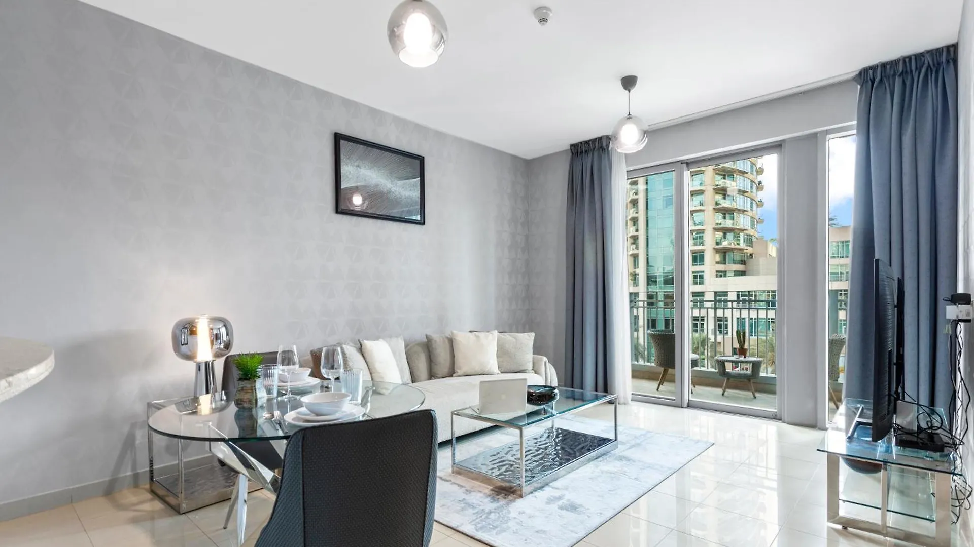 Iconic 1 Bed Apartment In The Heart Of Downtown Dubai United Arab Emirates